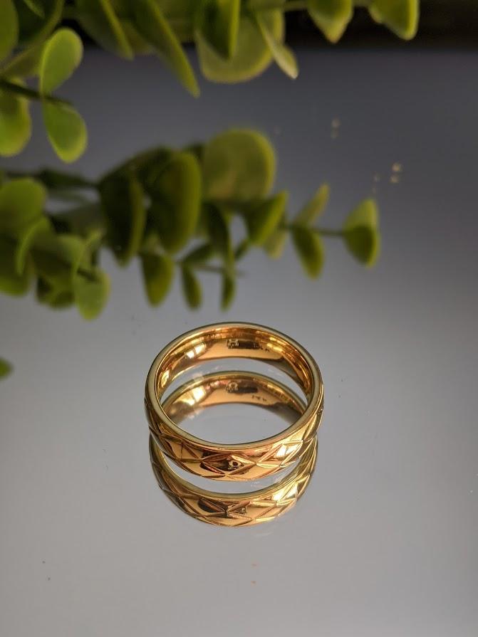 14kt Yellow Gold Unisex Band
