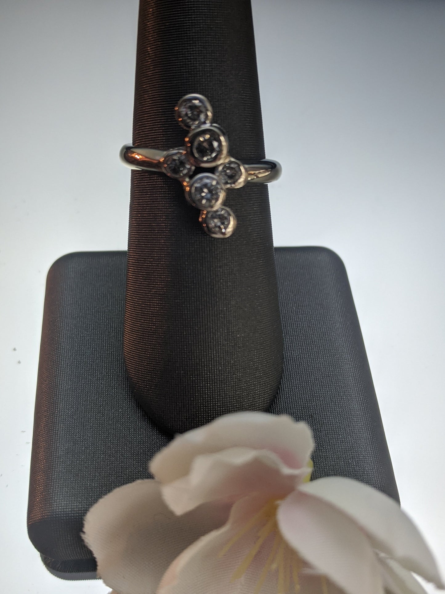 14kt White Gold Diamond Ring
