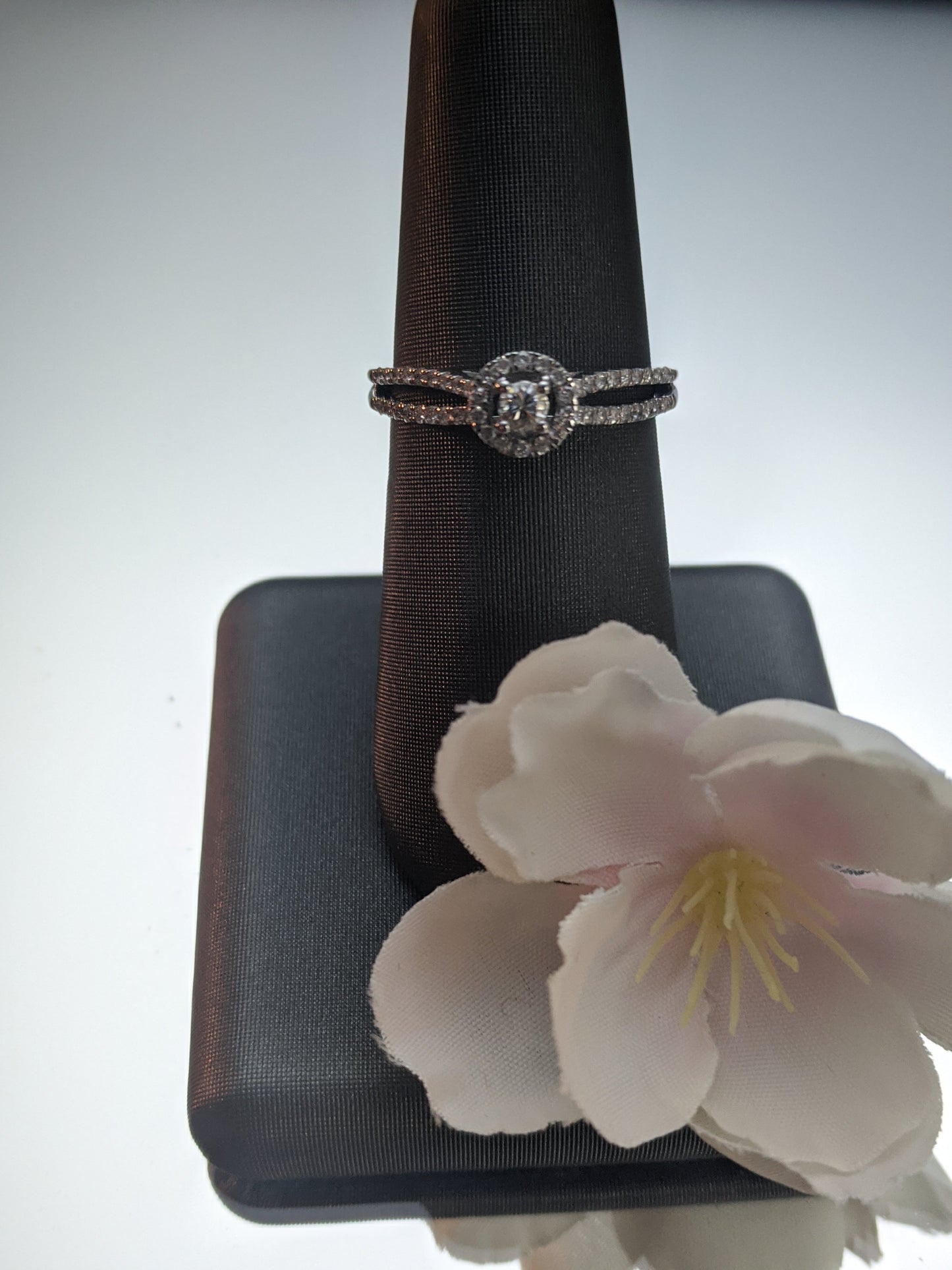 14kt Yellow Gold Halo Style Diamond Engagement Ring