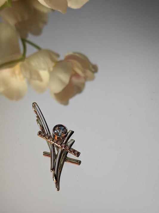 Loose Pendant