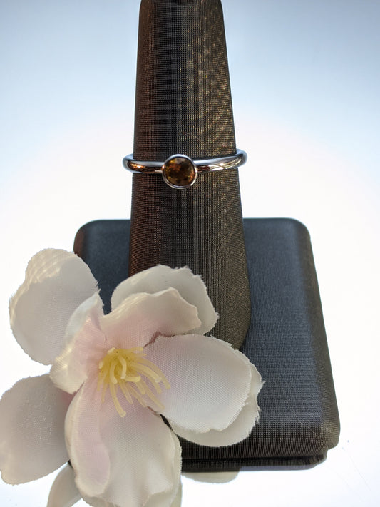 Sterline Silver Citrine-Coloured Ring